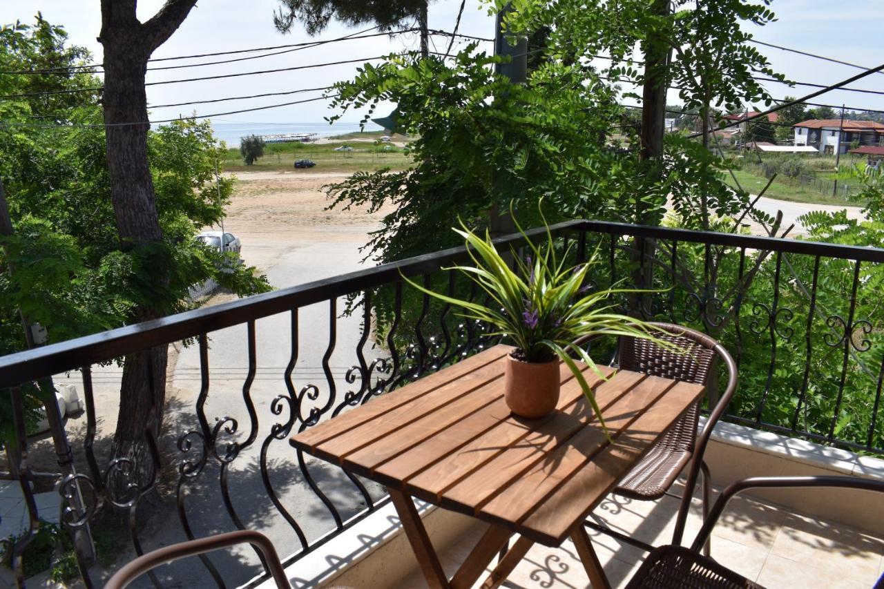 Aestas Vergia Apartments 2 Nea Kallikrateia ภายนอก รูปภาพ